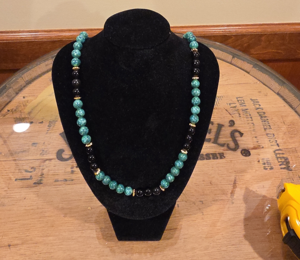 Elegant Turquoise and Black Beaded Necklace